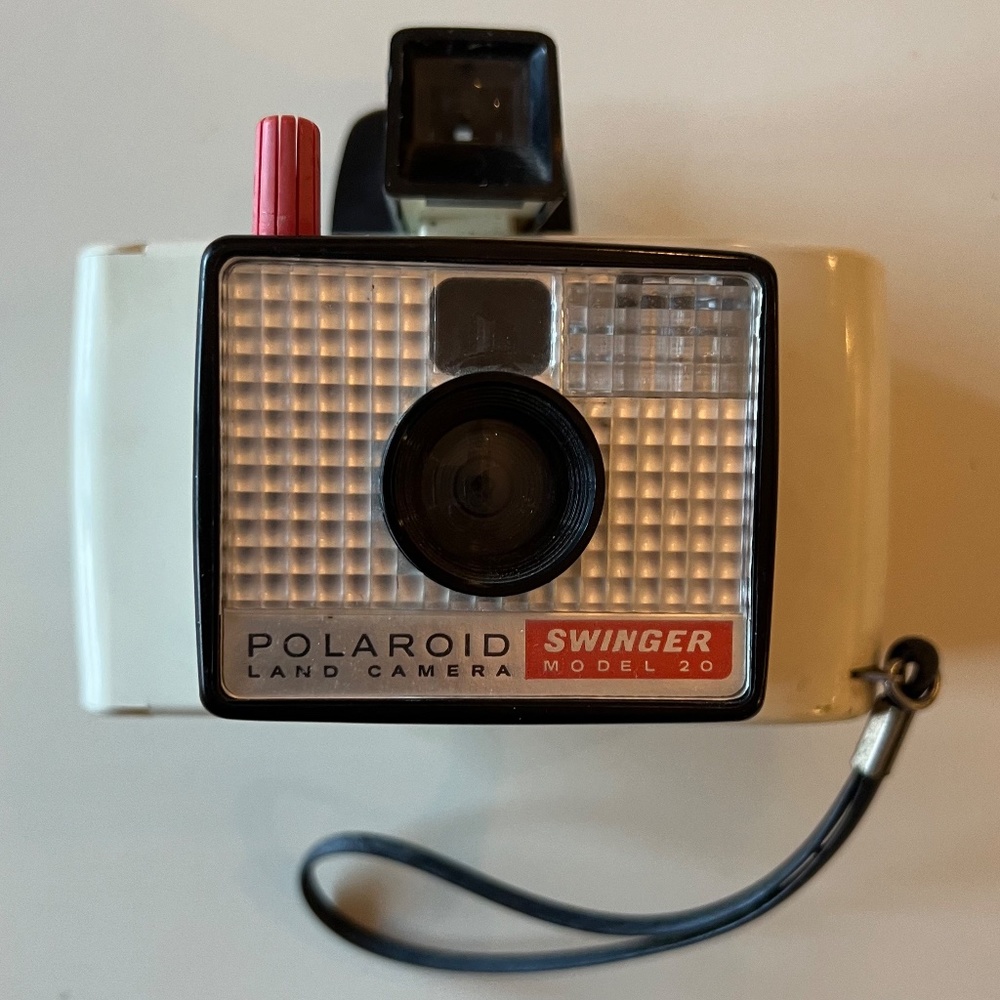 Vintage 1960s Polaroid Swinger Model 20 Instant Film Land Camera USA Wrist Strap